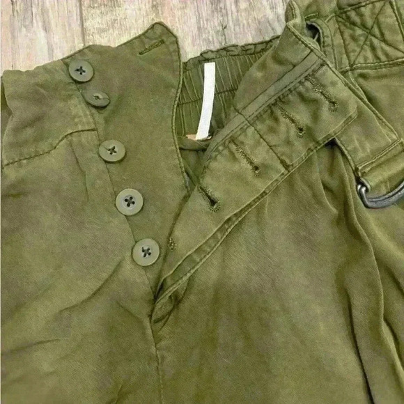 Free People green lightweight woman’s pants size 6 - Picture 11 of 11
